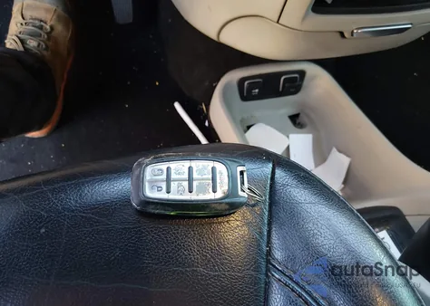 2019 Chrysler Pacifica Touring L z USA, uszkodzony, nr VIN 2C4RC1BG1KR576963